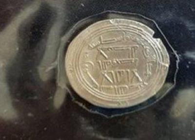 اهدای یک سکه با قدمت دوره اموی به موزه باستان شناسی ابهر